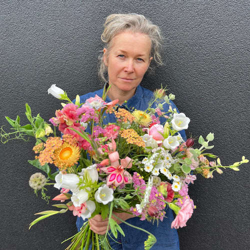 Loose Blooms (Wellington City)